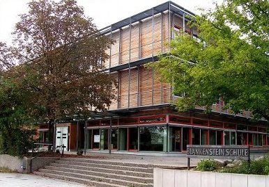 files/wegweiser-beruf/_inhalte/bilder/schulen/Bild GMS Steinheim Blankensteinschule.jpg files/wegweiser-beruf/_inhalte/bilder/schulen/Bild GMS Steinheim Blankensteinschule.jpg